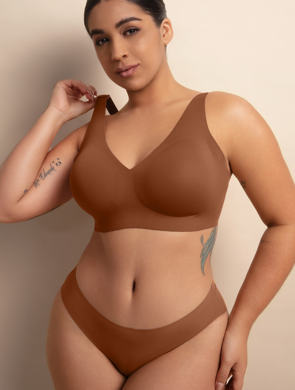 Comfelie Wireless Comfort Cloud Soft Deep V Bra 