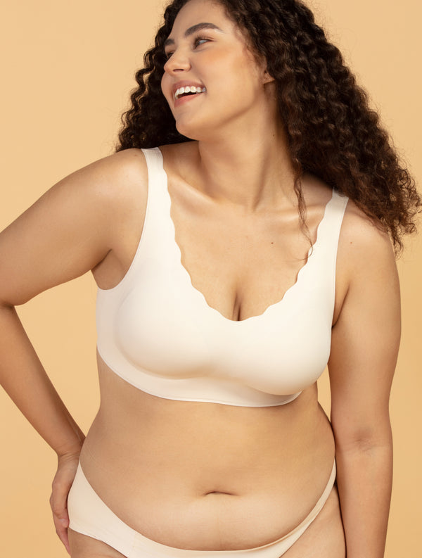 Airlite Breathable Seamless Bra with Scallop Edges