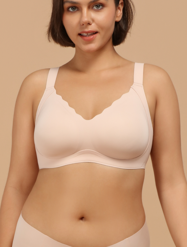 Airlite Plunge Bra with Scallop Edges