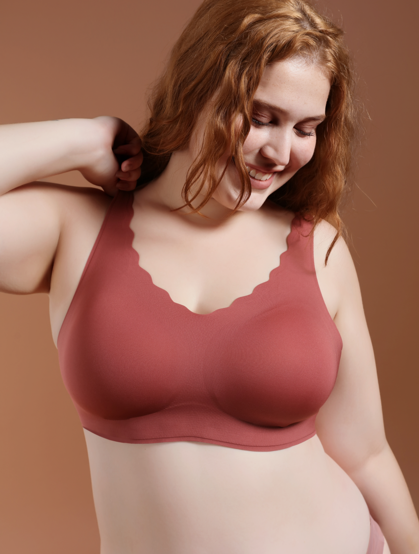thumbnail image 2 of Comfelie Seamless Wireless Bra Cream Size Large New With Tags, Comfelie Seamless 2 of 10