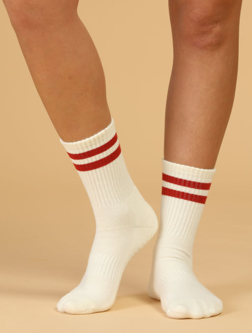 Trendy Socken mit Doppelstreifen