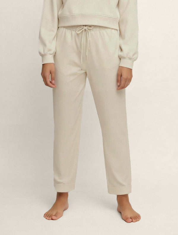 Soft Straight-Leg Mid-Rise Pant
